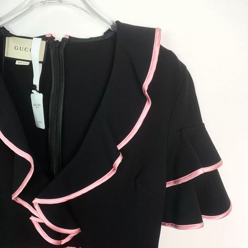 Gucci Black V-Neck Dress with Ruffled Design- DMC Size 28" / US 6 / IT 42 - 3 Thumbnail
