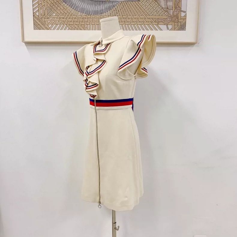 Gucci Gucci White Ruffled Dress Size M- DMC Size 22" - 3 Thumbnail