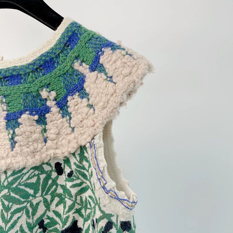 Chanel CHANEL Egypt Series Knitted Vest for Women- DMC Size US M / EU 48-50 / 2 - 3 Thumbnail