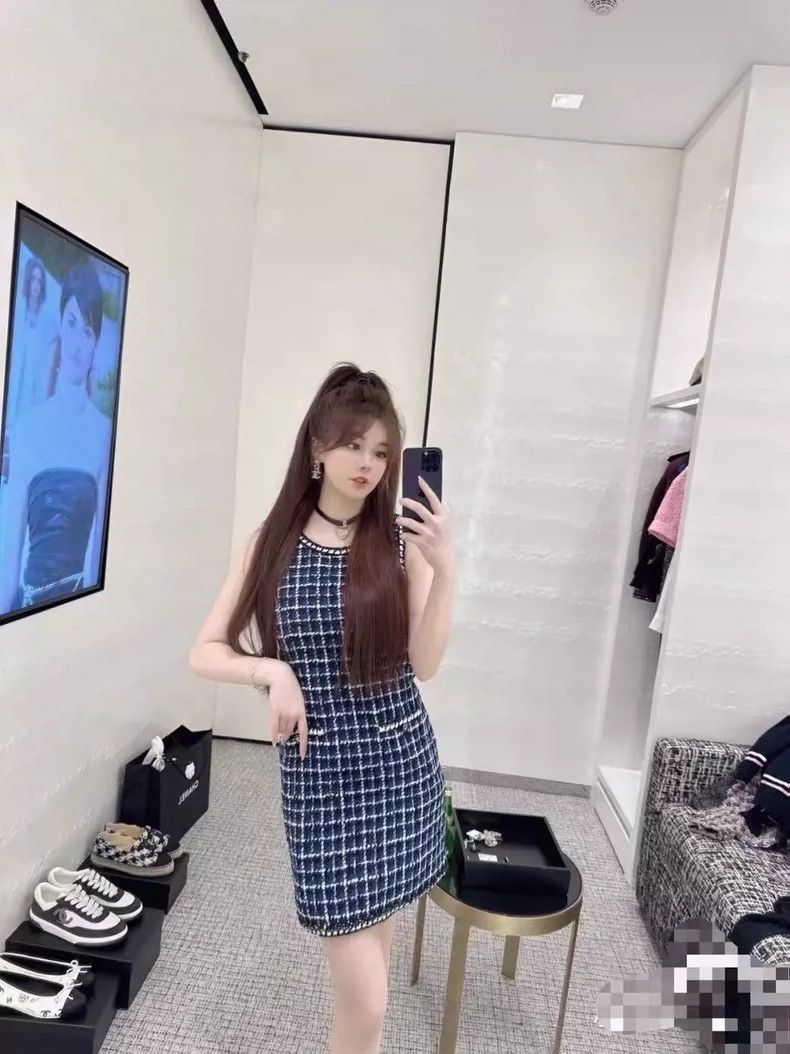 Chanel Chanel Blue and White Checkered Dress- DMC Size US 30 / EU 46 - 7 Thumbnail