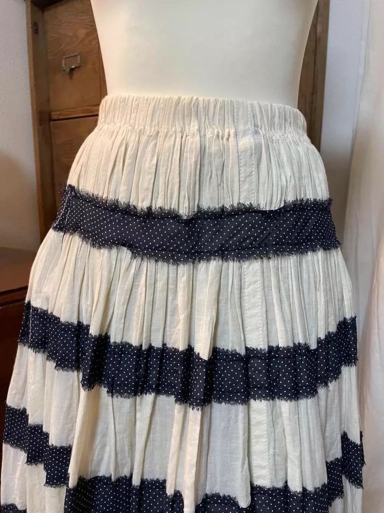 Comme des Garcons Striped Skirt with Playful Ruffle Design- DMC Size 28" / US 6 / IT 42 - 4 Thumbnail