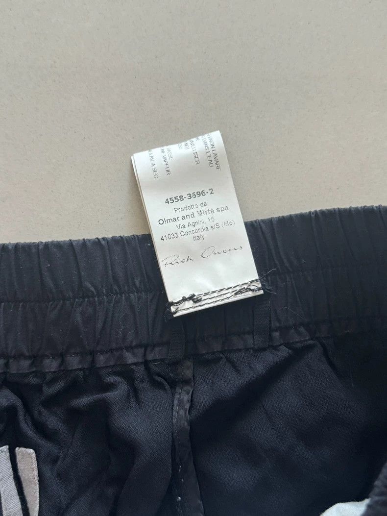 Rick Owens Rick Owens Silk Shorts in Size 52 Size US 31 - 5 Thumbnail