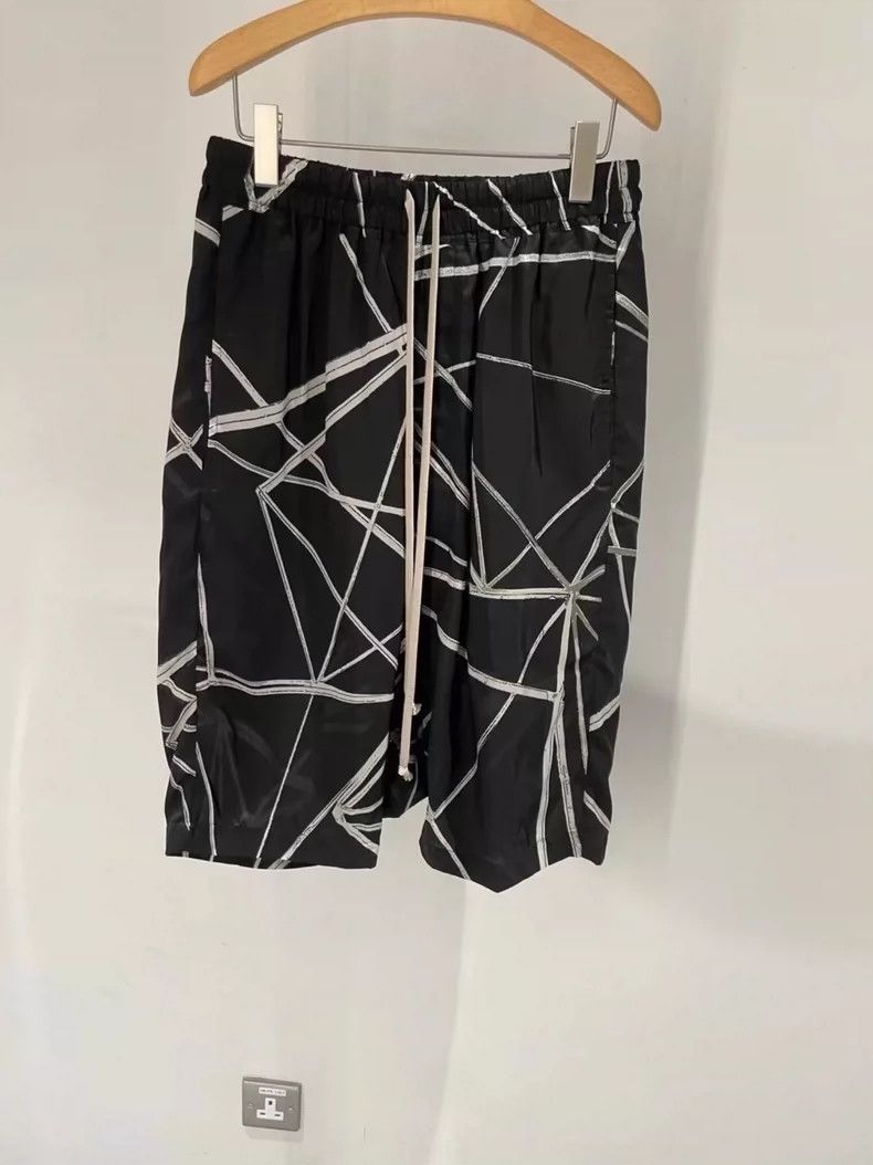 Rick Owens Black Geometric Print Shorts by Rick Owens Size US 31 - 2 Thumbnail