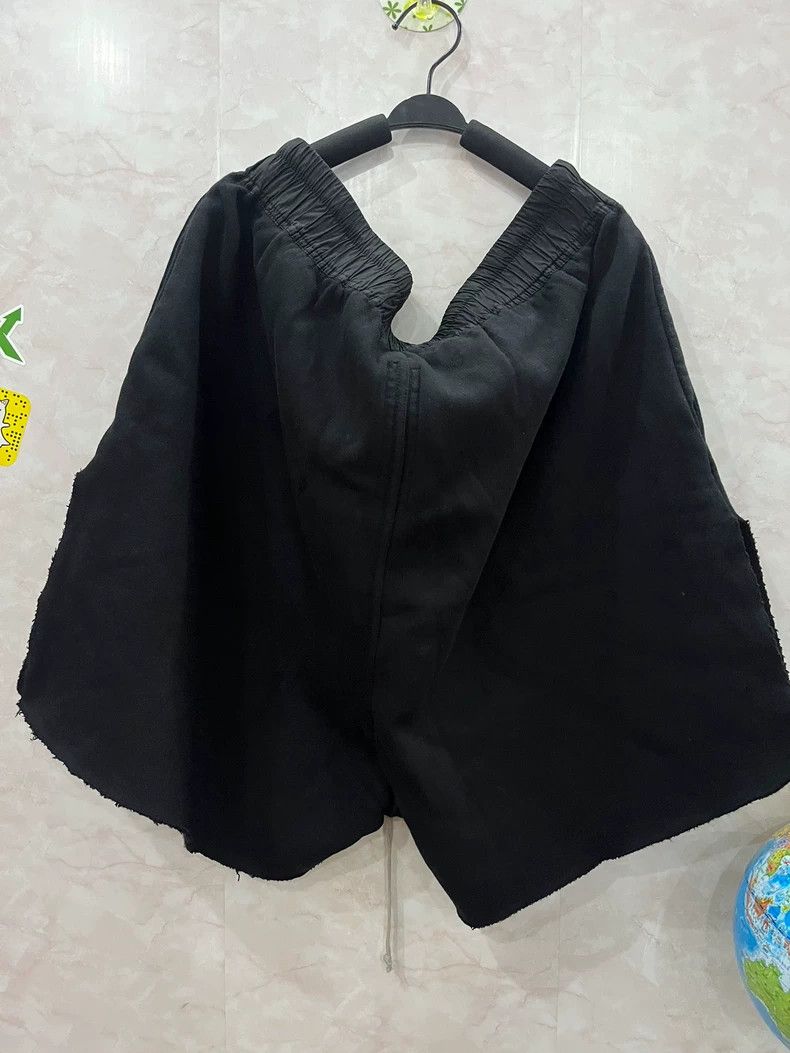 Rick Owens Drkshdw Rick Owens Black Punching Shorts with Drawstring Size US 36 / EU 52 - 2 Thumbnail