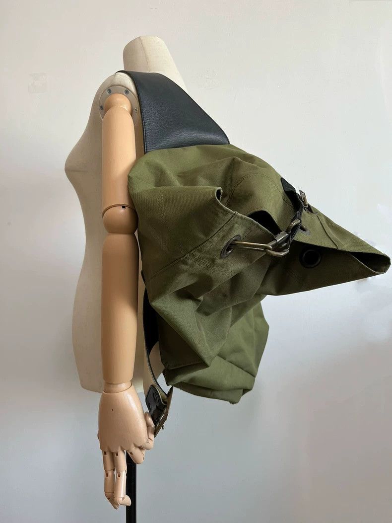 Louis Vuitton Large Olive Green Crossbody Bag Size ONE SIZE - 7 Thumbnail