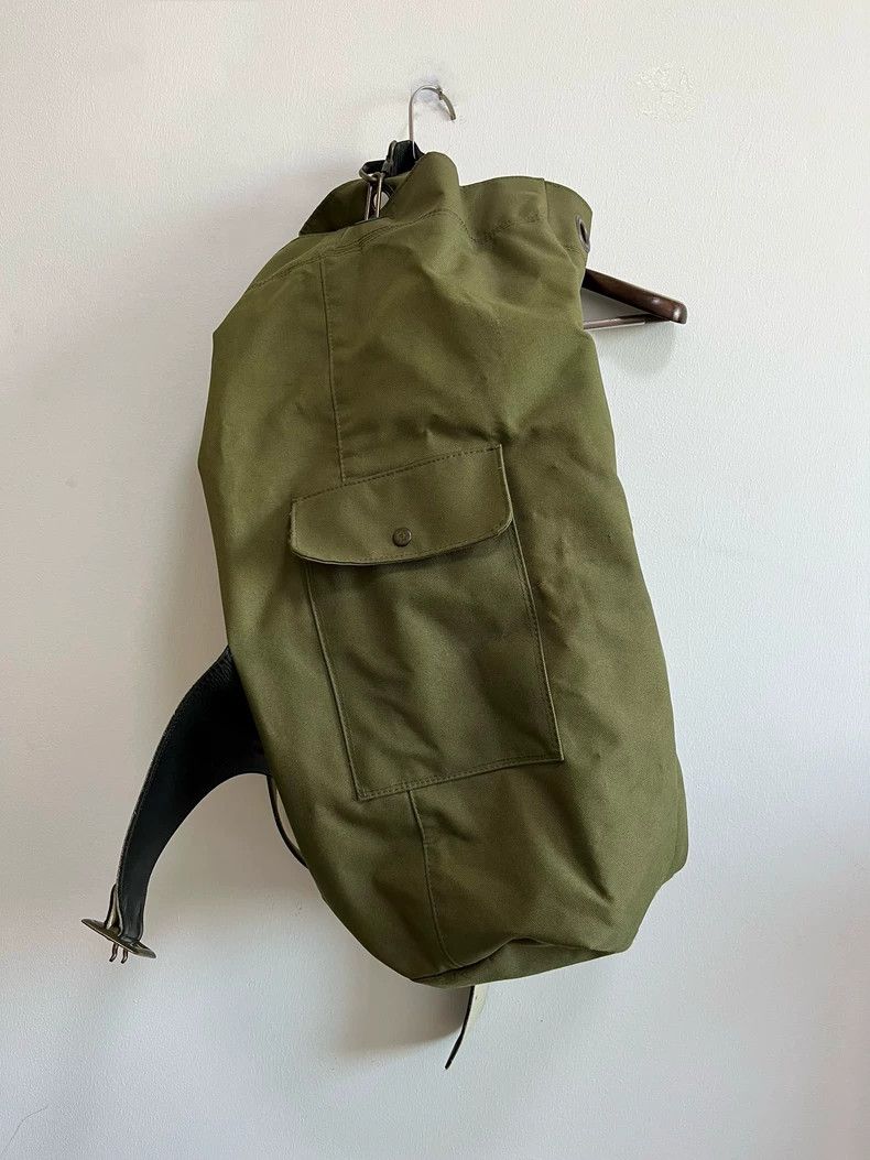 Louis Vuitton Large Olive Green Crossbody Bag Size ONE SIZE - 2 Thumbnail