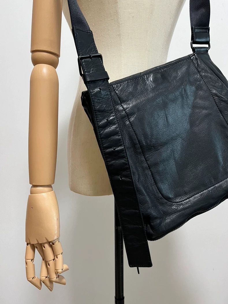 Yohji Yamamoto Yohji Yamamoto Black Crossbody Bag Size ONE SIZE - 8 Thumbnail