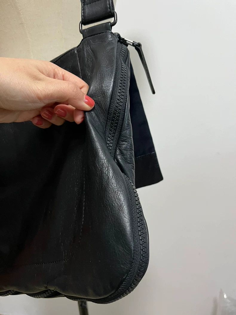 Yohji Yamamoto Yohji Yamamoto Black Crossbody Bag Size ONE SIZE - 7 Thumbnail