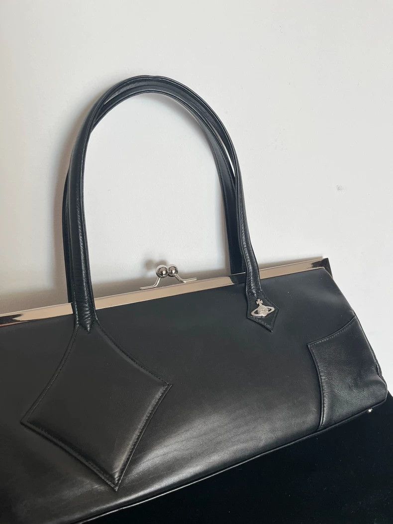 Vivienne Westwood Vivienne Westwood Black Clutch Handbag Size ONE SIZE - 3 Thumbnail
