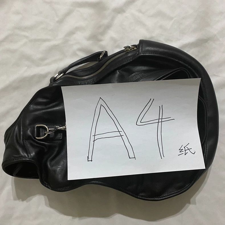 Maison Margiela Maison Margiela H&M Guitar Shaped Backpack Size ONE SIZE - 8 Thumbnail