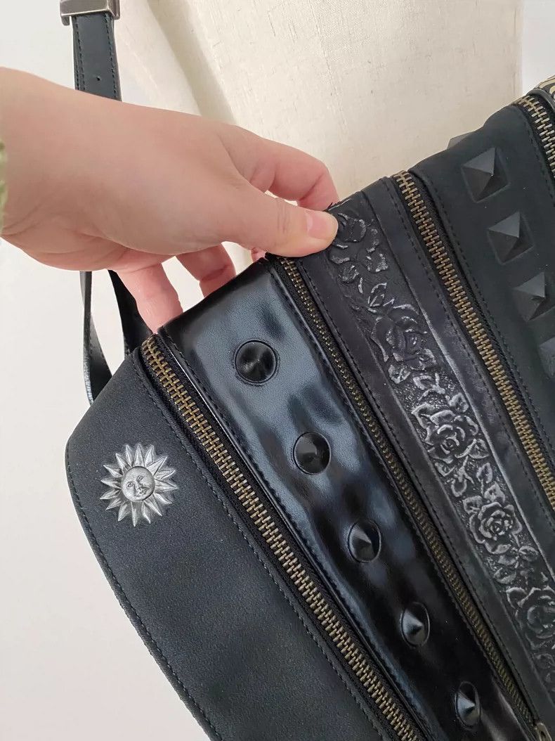 Jean Paul Gaultier Jean Paul Gaultier Dragon Design Crossbody Bag Size ONE SIZE - 4 Thumbnail