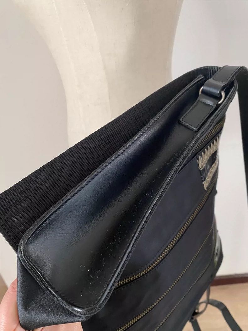 Jean Paul Gaultier Jean Paul Gaultier Dragon Design Crossbody Bag Size ONE SIZE - 7 Thumbnail