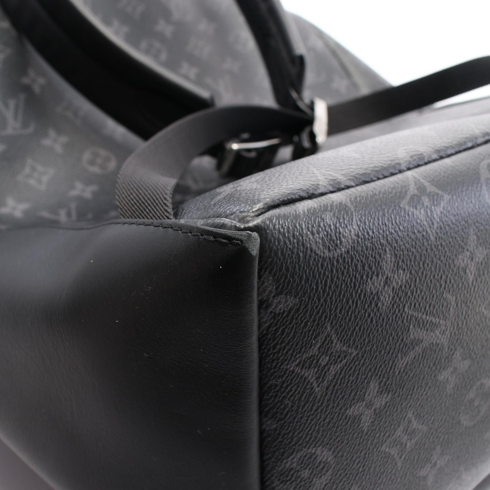 Louis Vuitton Louis Vuitton Discovery Monogram Backpack Canvas Backpack M22558