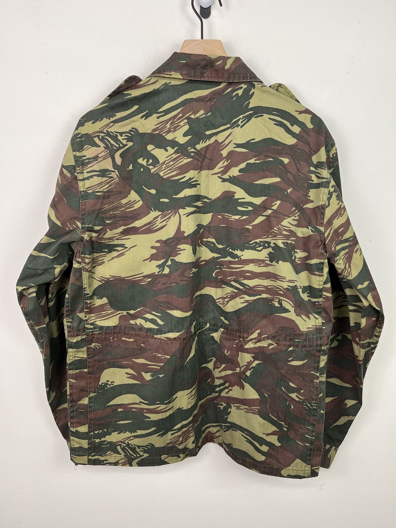 Vintage Vintage French Lizard Military Camo Jacket Size M Size US M / EU 48-50 / 2 - 3 Thumbnail