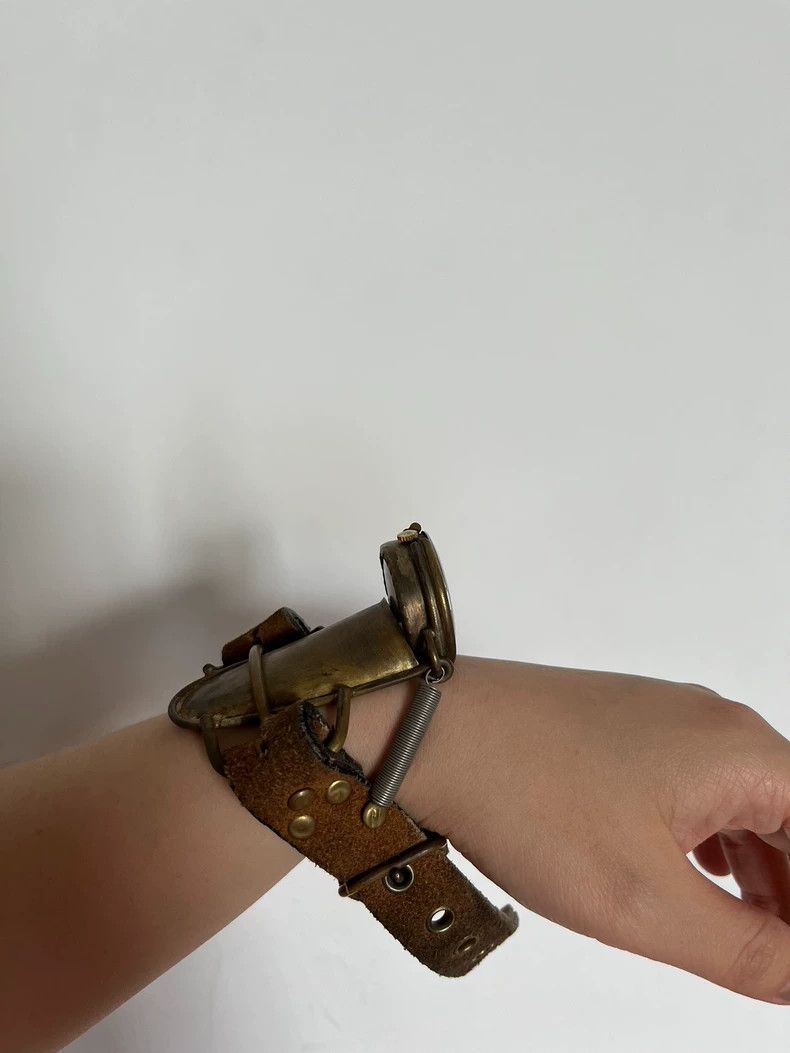 Comme des Garcons Handmade Alien Watch by Haruka Yoshimura Size ONE SIZE - 4 Thumbnail