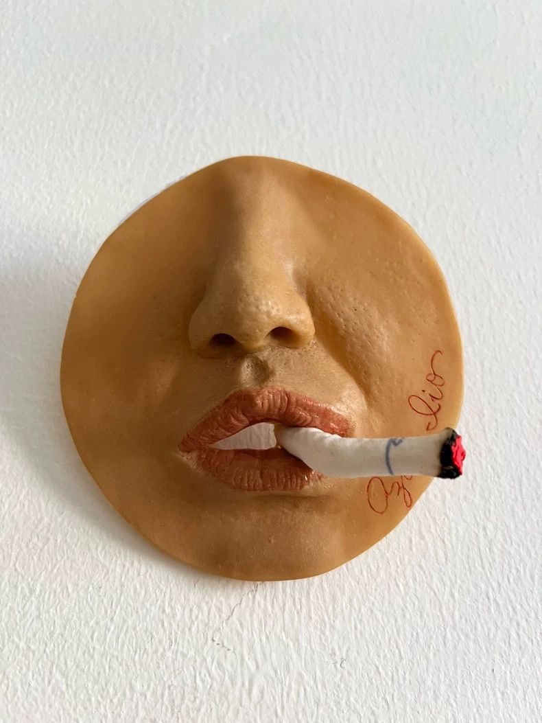 Japanese Brand Handmade Face Brooch with Cigarette Design Size ONE SIZE - 5 Thumbnail