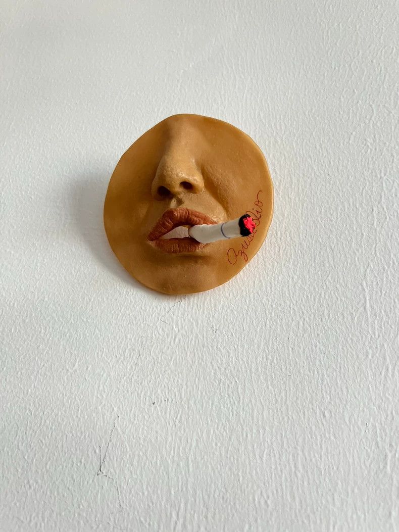 Japanese Brand Handmade Face Brooch with Cigarette Design Size ONE SIZE - 4 Thumbnail