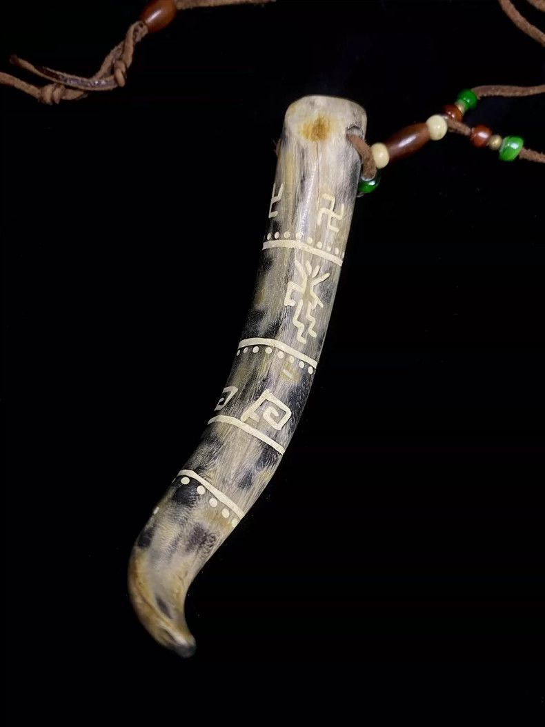 Capital Necklace with Horn Pendant