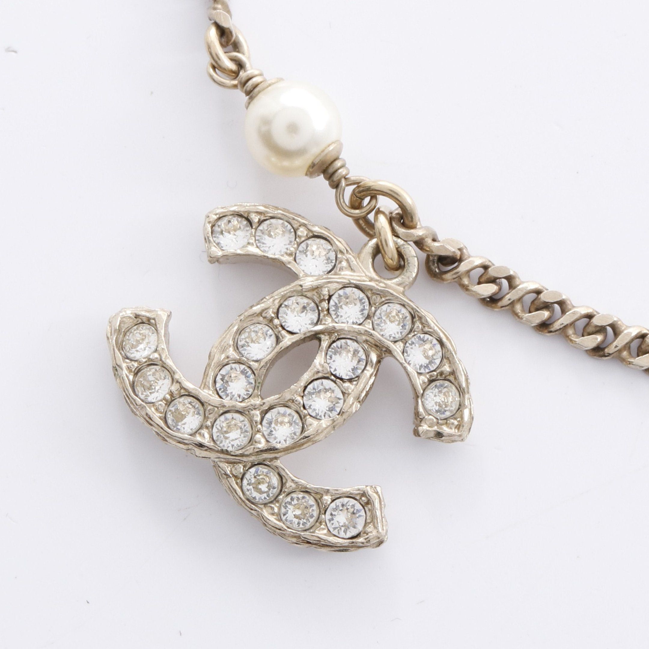 Chanel Chanel Coco Mark Bracelet Gp Fake Pearl Rhinestone Gold C21A Size ONE SIZE - 2 Thumbnail