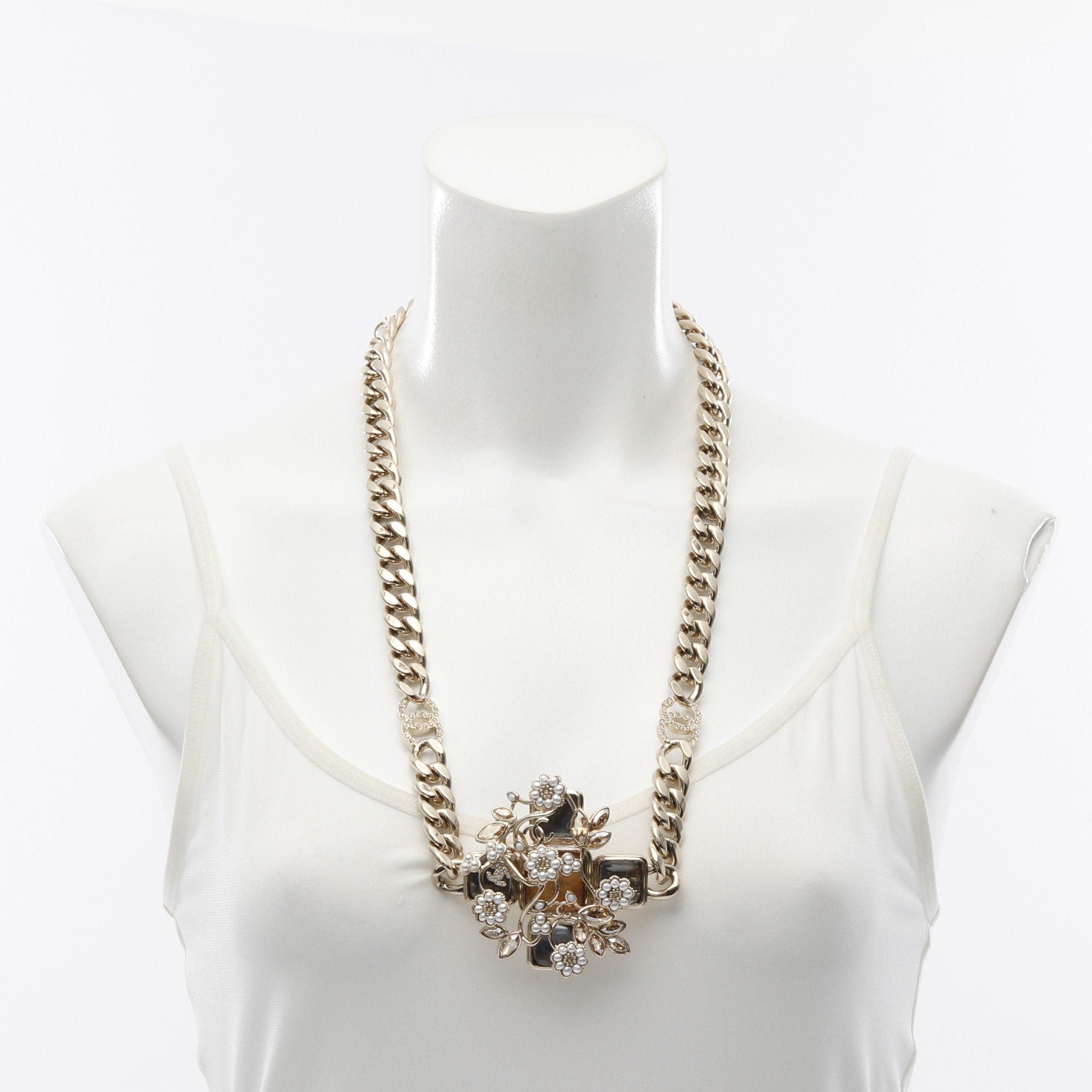 Chanel Chanel Necklace Gp Fake Pearl Rhinestone Gold B22K Size ONE SIZE - 5 Thumbnail