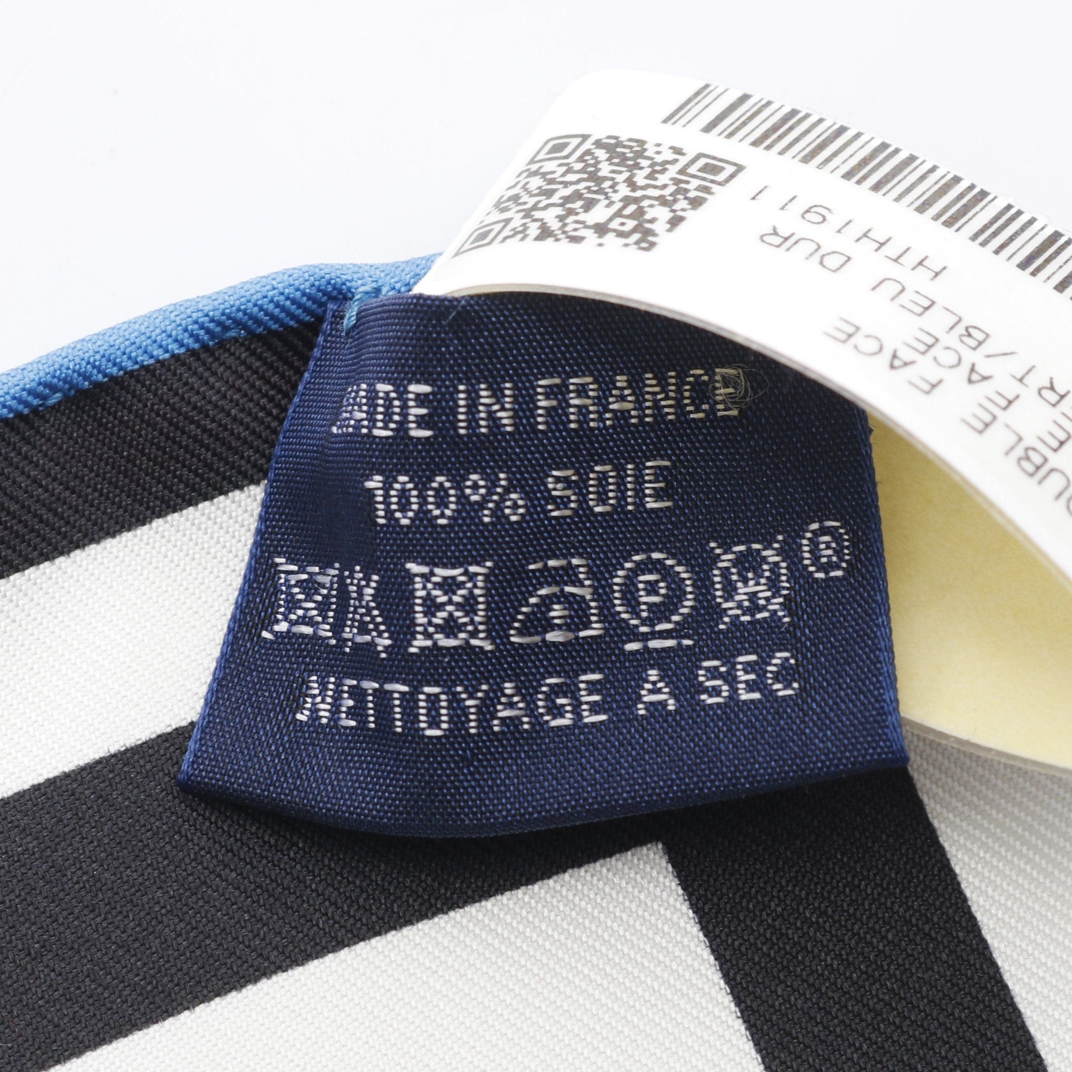 Hermes Hermes Carres 90 Double Face Wow Scarf Silk Blue Multicolor Size ONE SIZE - 3 Thumbnail