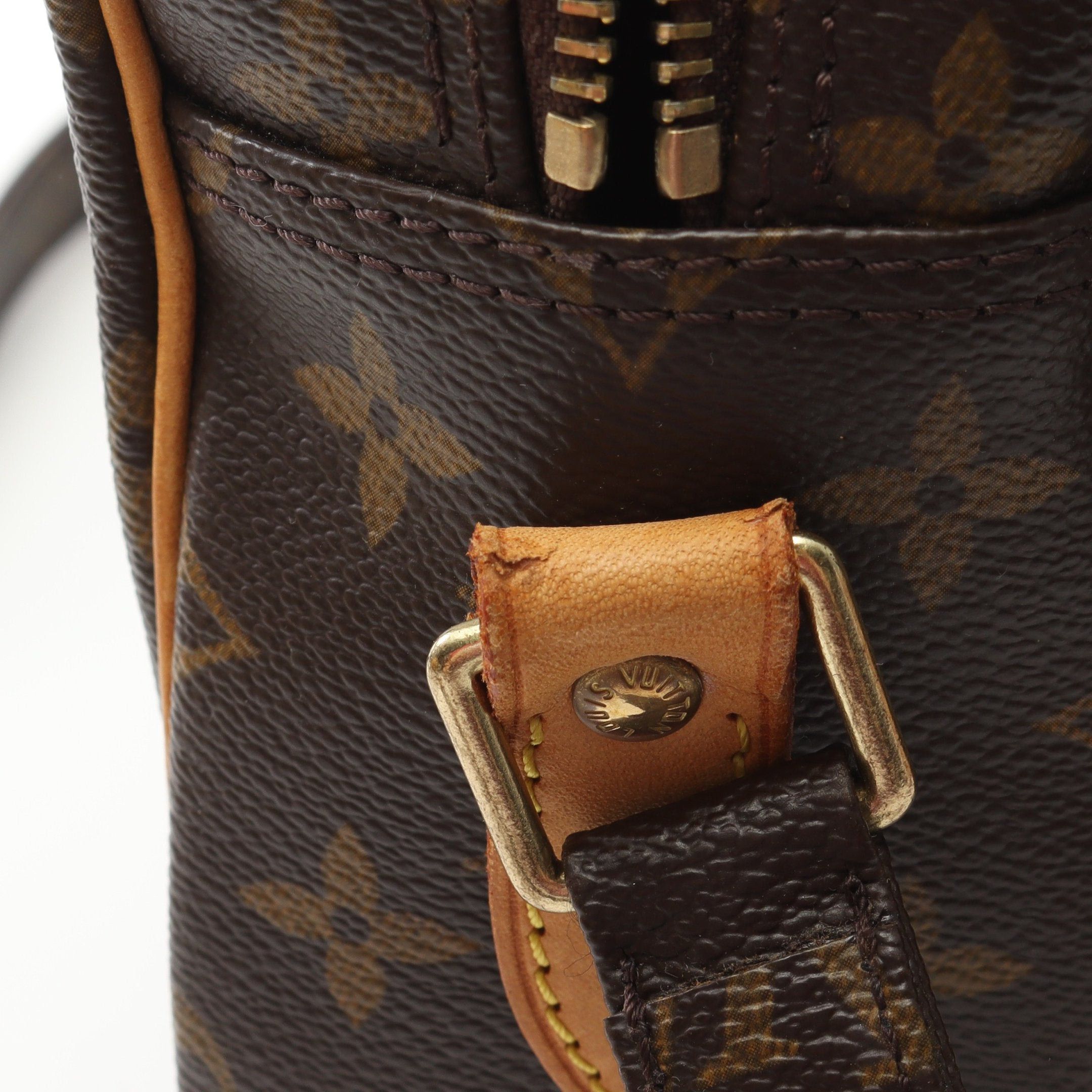 Louis Vuitton Louis Vuitton Nil Monogram Shoulder Bag Leather Brown Size ONE SIZE - 10 Thumbnail