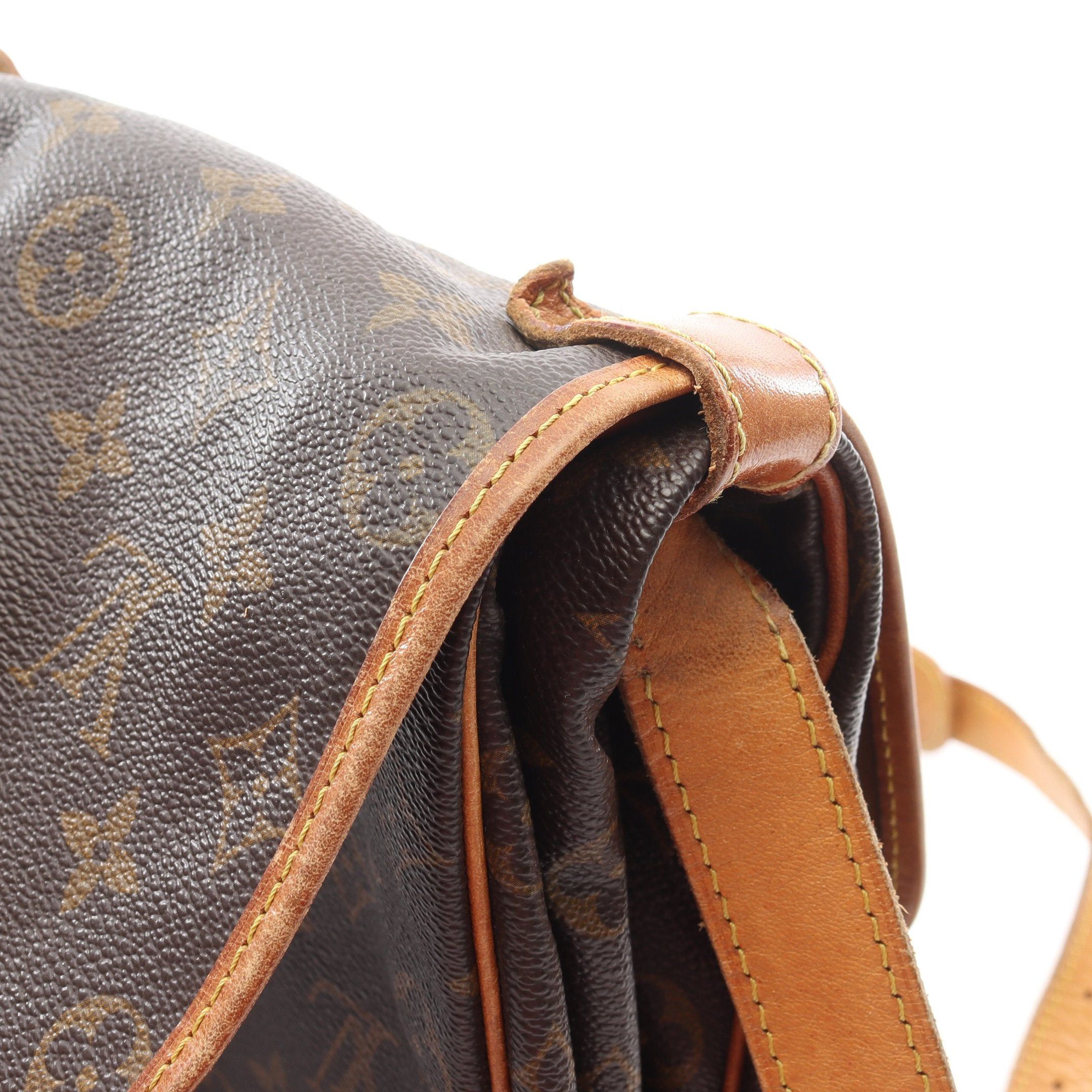 Louis Vuitton Louis Vuitton Saumur 35 Monogram Shoulder Bag Leather Brown Size ONE SIZE - 15 Thumbnail