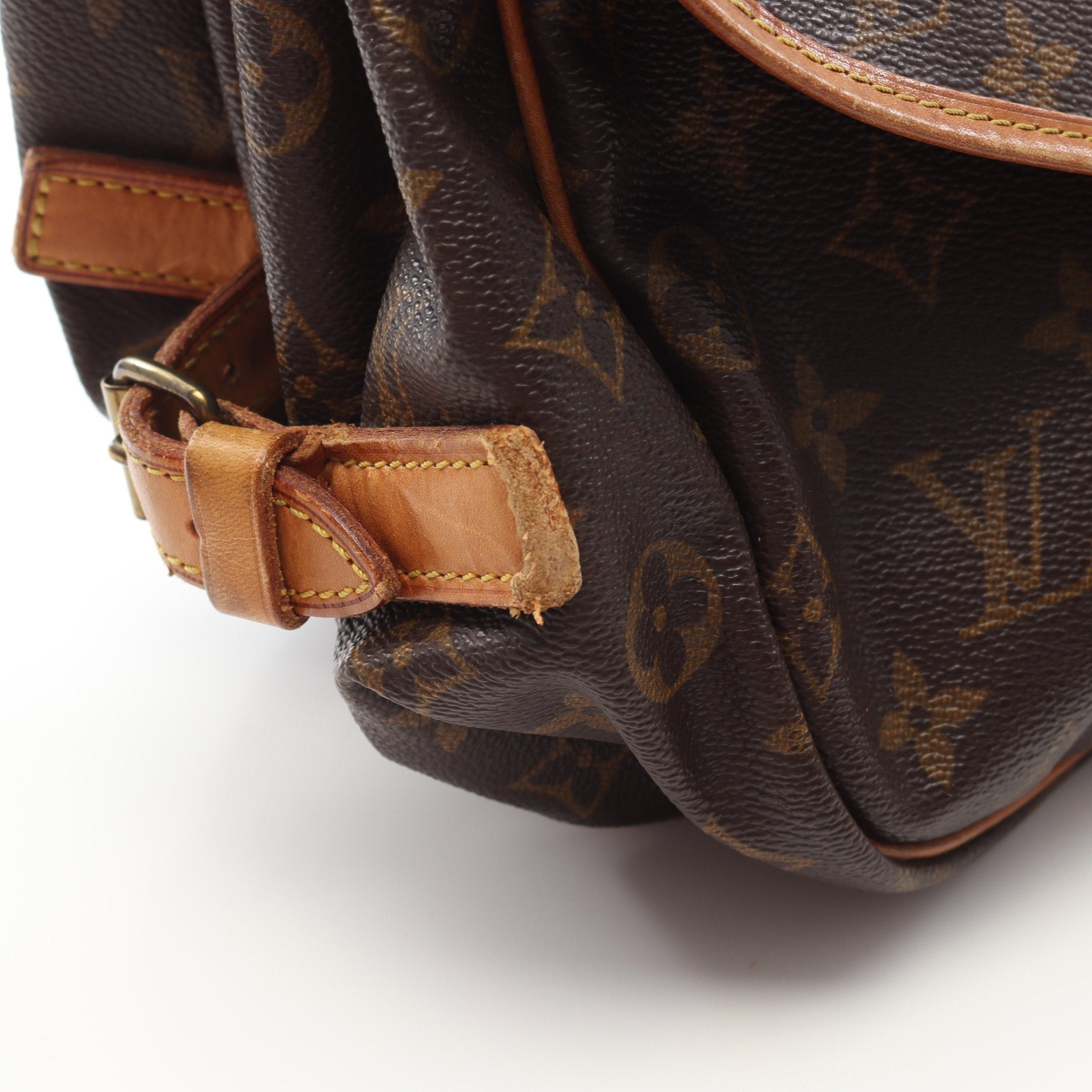 Louis Vuitton Louis Vuitton Saumur 35 Monogram Shoulder Bag Leather Brown Size ONE SIZE - 13 Thumbnail