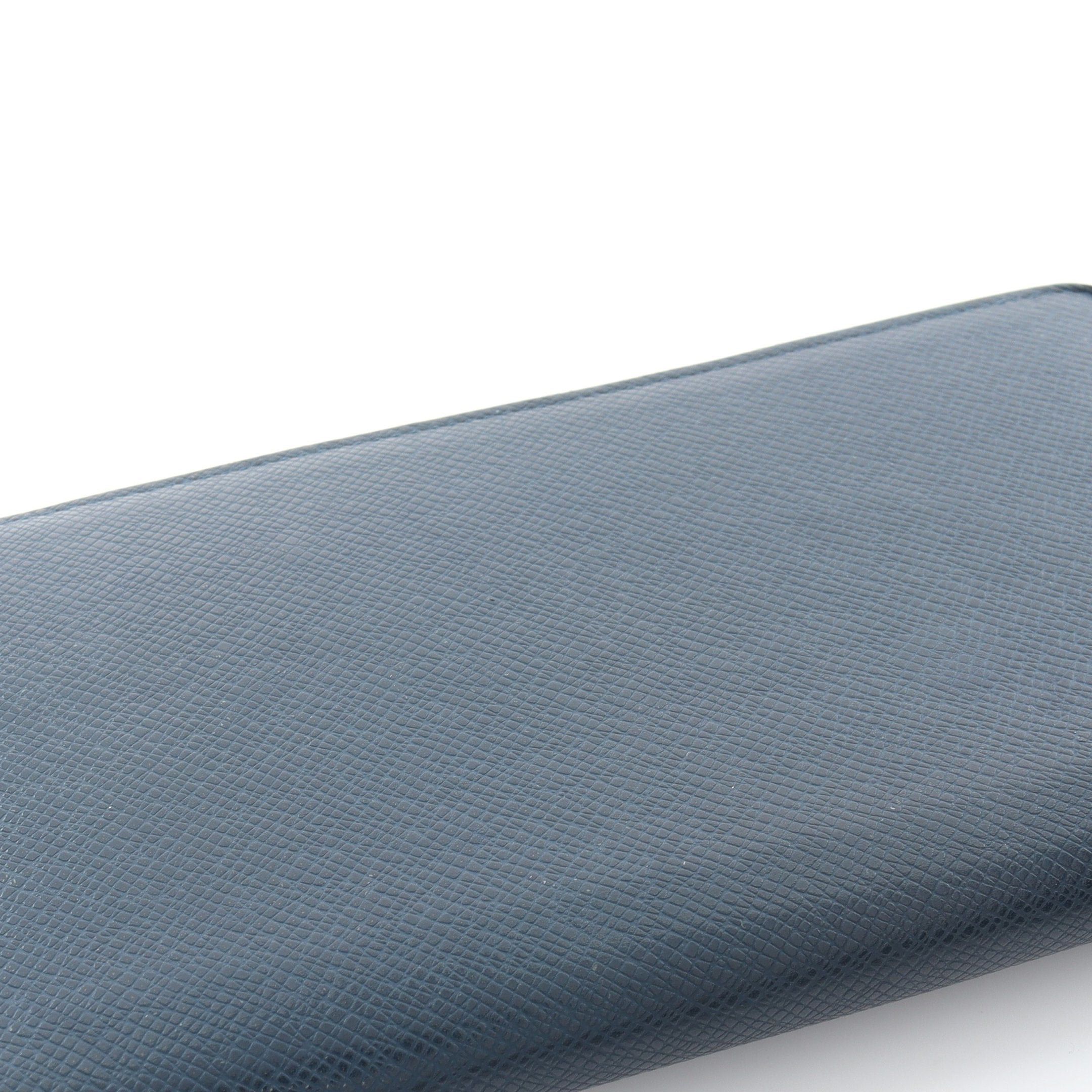 Louis Vuitton Louis Vuitton Zippy Organiser Taiga Ocean Round Zipper Long Wallet Leather Navy Size ONE SIZE - 13 Thumbnail