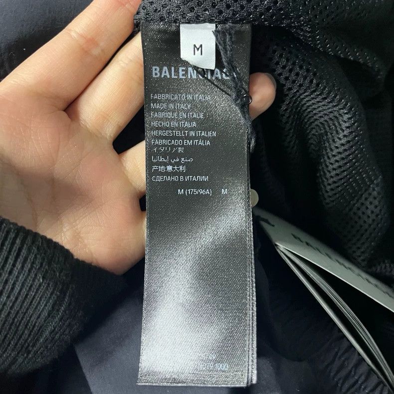 Balenciaga Balenciaga Black Letter Print Zip Jacket-dmc Size US XXS / EU 40 - 7 Thumbnail