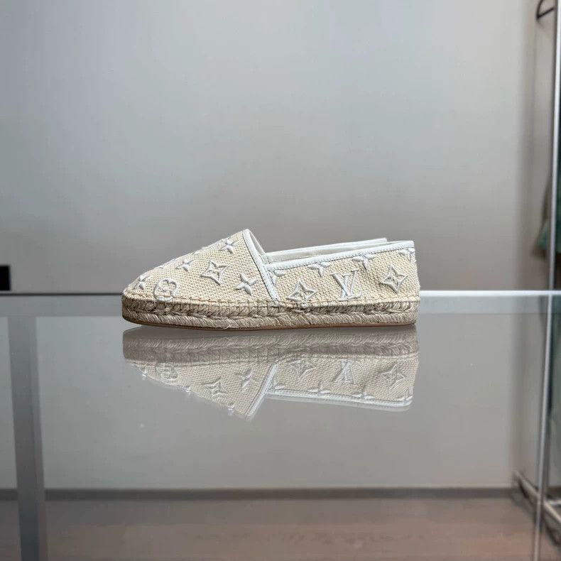 Louis Vuitton Louis Vuitton Fisherman Shoes with Original Box Size US 9 / EU 42 - 3 Thumbnail
