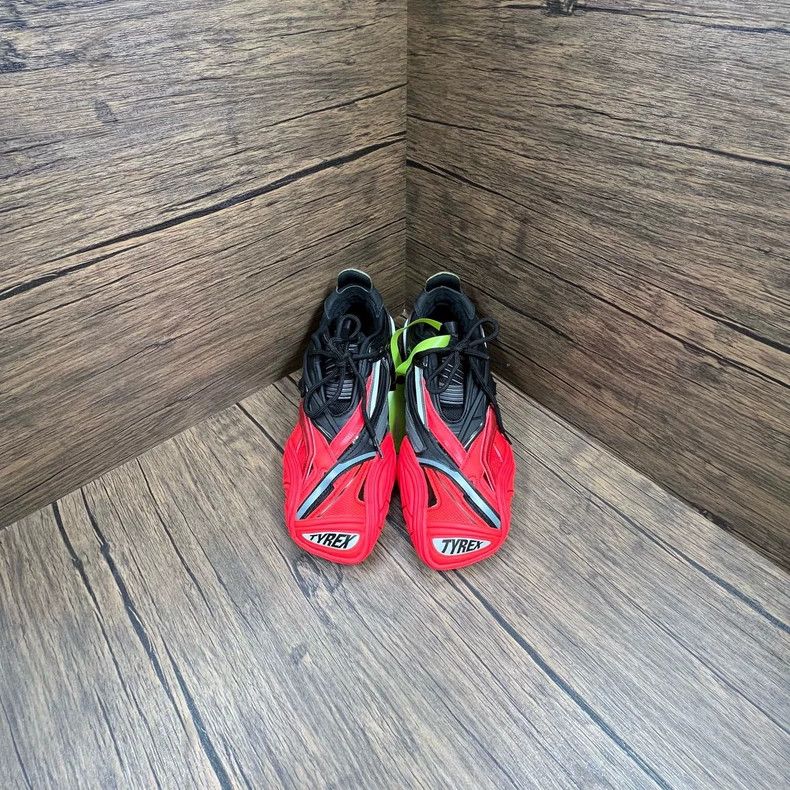 Balenciaga Balenciaga Tyrex Black Red Sneakers Size 38 Size US 8 / EU 41 - 2 Thumbnail