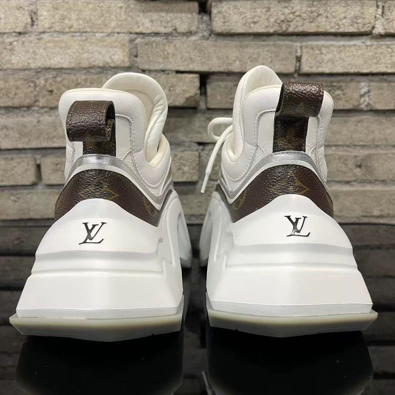 Louis Vuitton Louis Vuitton lv2.0 Dad Shoes Size 36 Size US 6 / IT 36 - 3 Thumbnail
