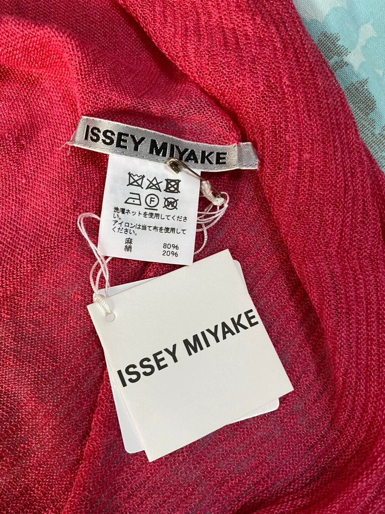 Issey Miyake Issey Miyake Knitted Top in Deep Pink Size M / US 6-8 / IT 42-44 - 6 Thumbnail