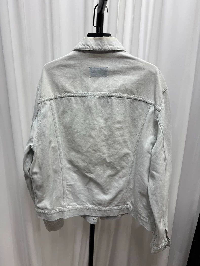 Maison Margiela Maison Margiela Painted Denim Jacket Size 52 Size US L / EU 52-54 / 3 - 7 Thumbnail