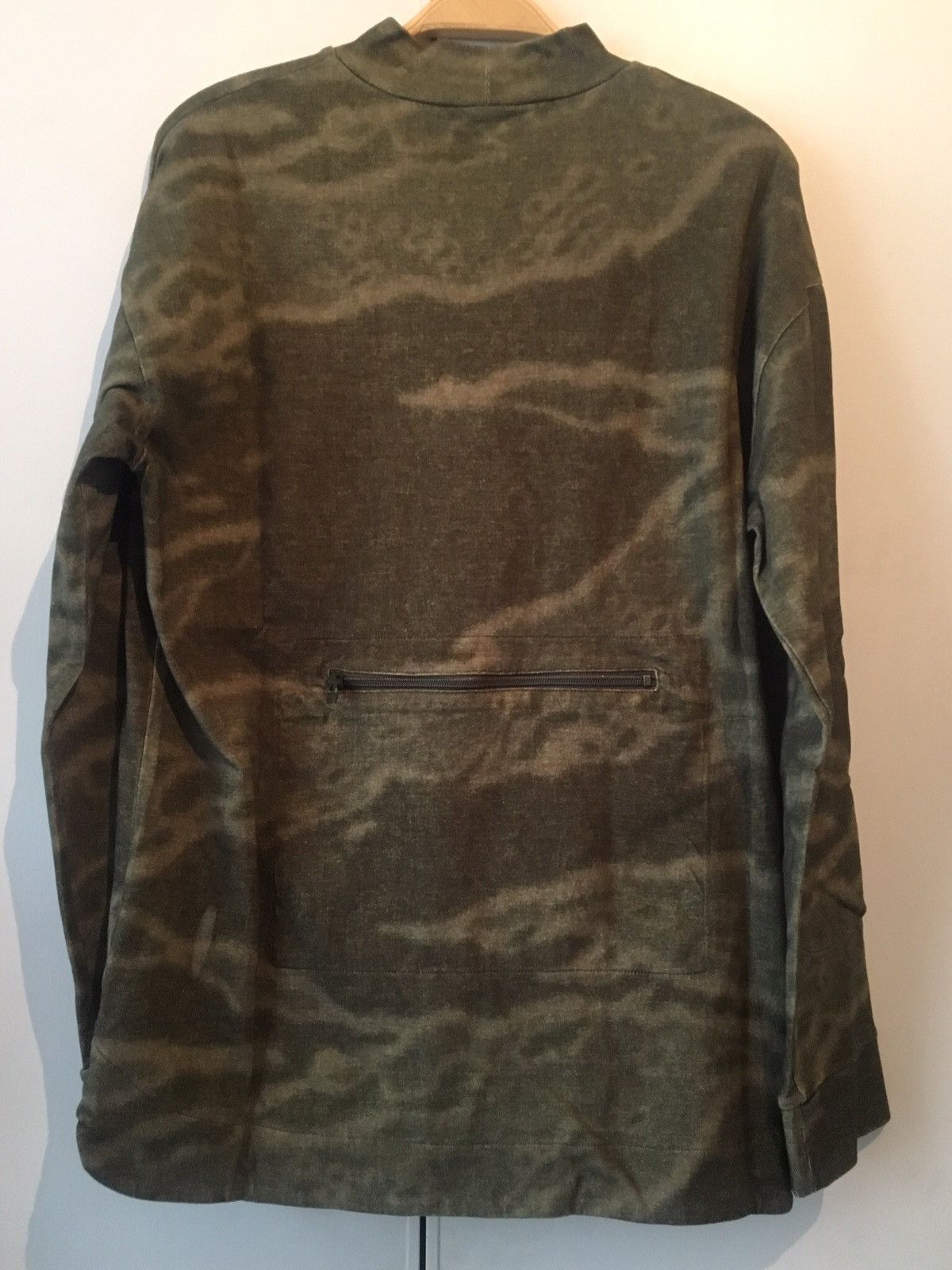 Yeezy Sweatshirt Yeezy Season 3 Size US XS / EU 42 / 0 - 3 Thumbnail