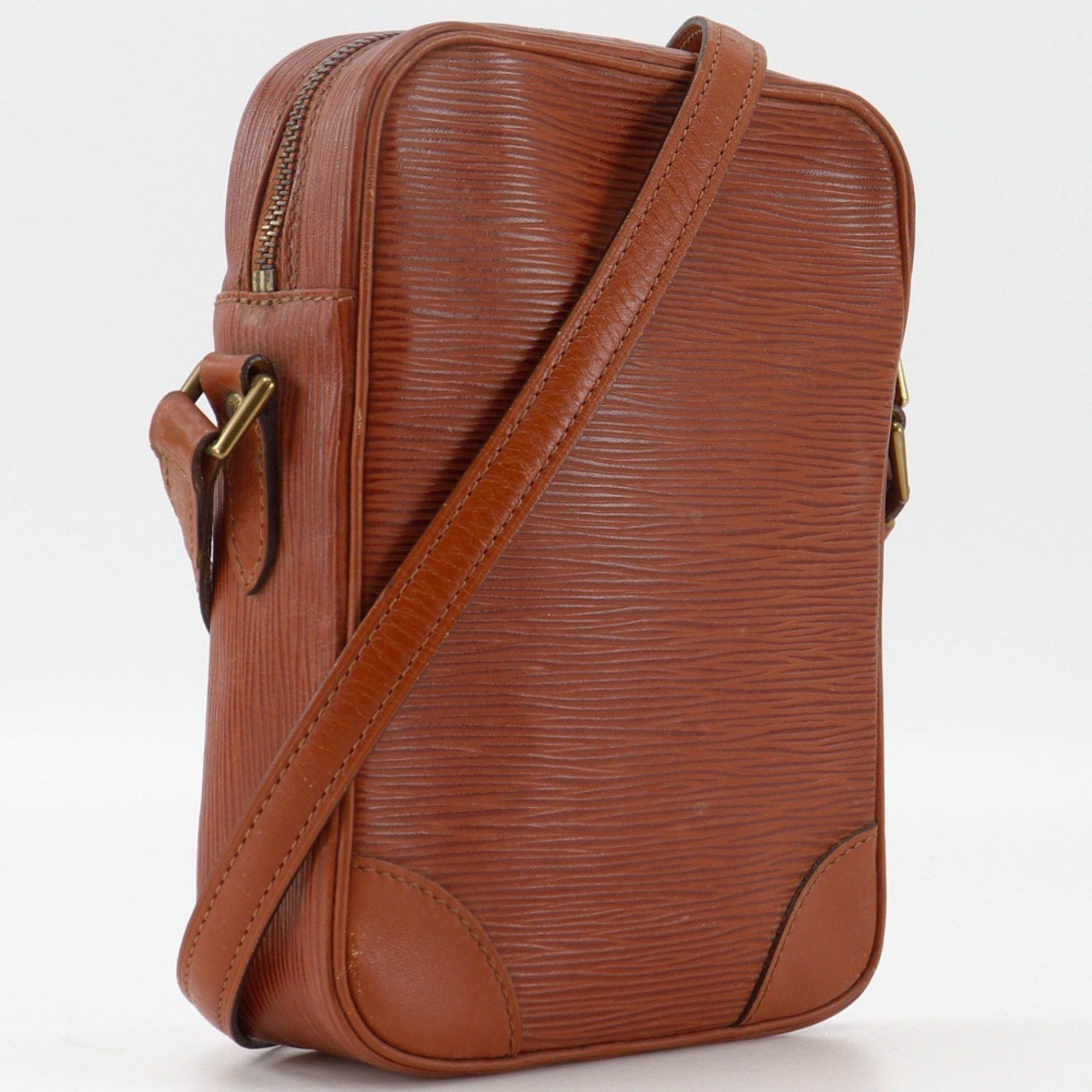 Louis Vuitton Louis Vuitton Danube Shoulder Bag Epi Leather Kenya Brown 1987 MI871 Dunouve Unisex Size ONE SIZE - 3 Thumbnail