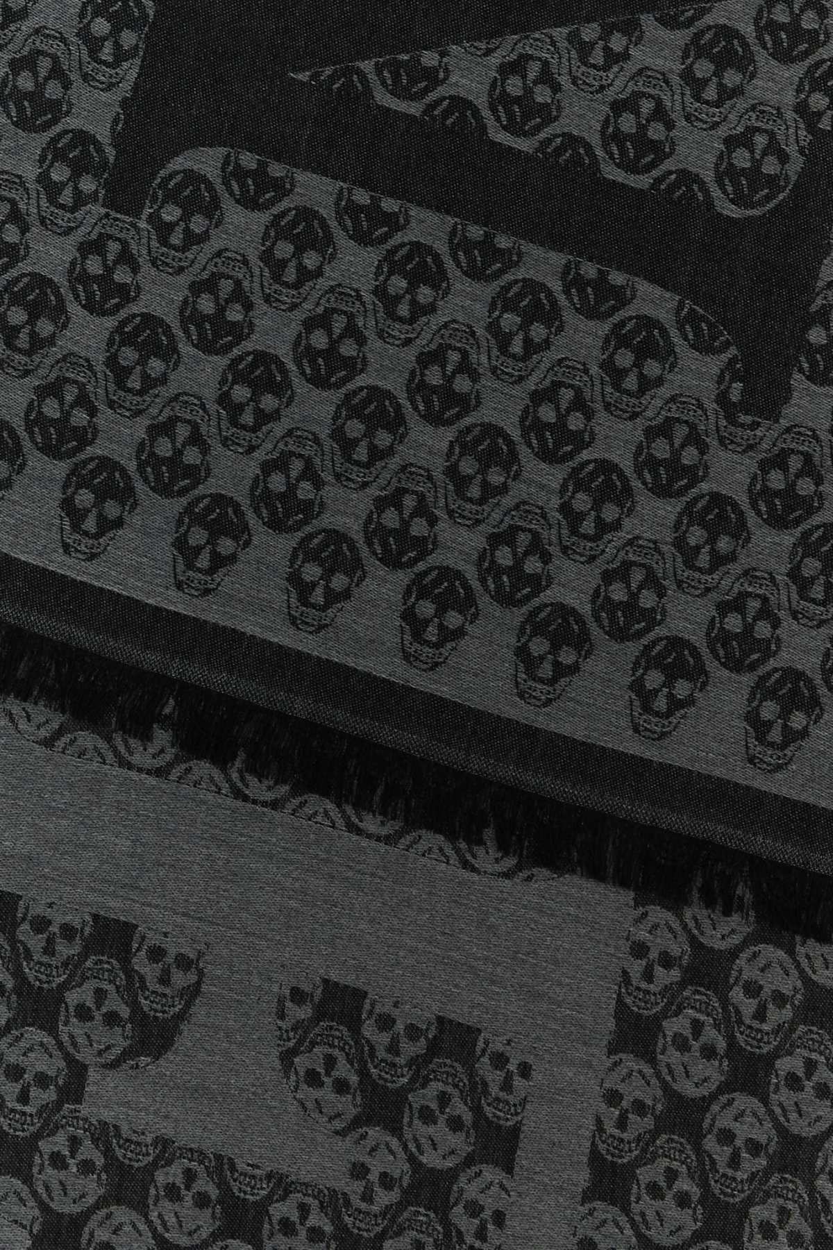 Alexander McQueen Embroidered Wool Foulard Size ONE SIZE - 2 Thumbnail