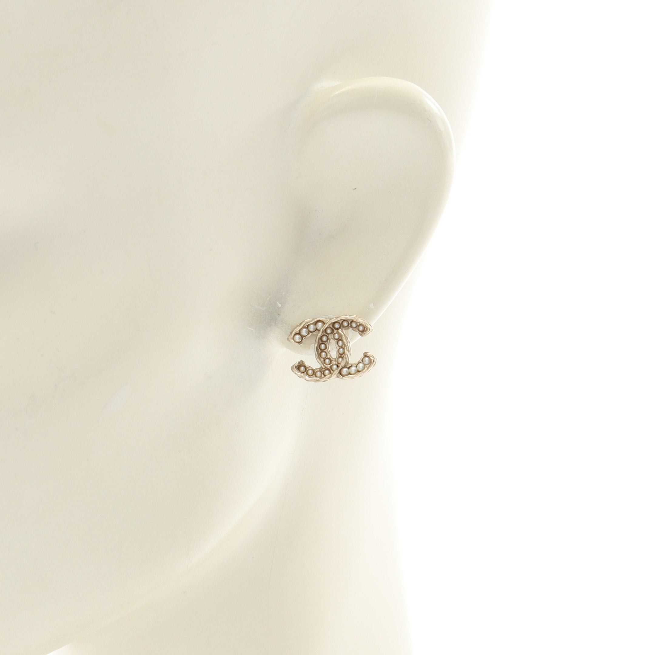 Chanel Chanel Coco Mark Earrings Gp Fake Pearl Gold A14B Size ONE SIZE - 4 Thumbnail
