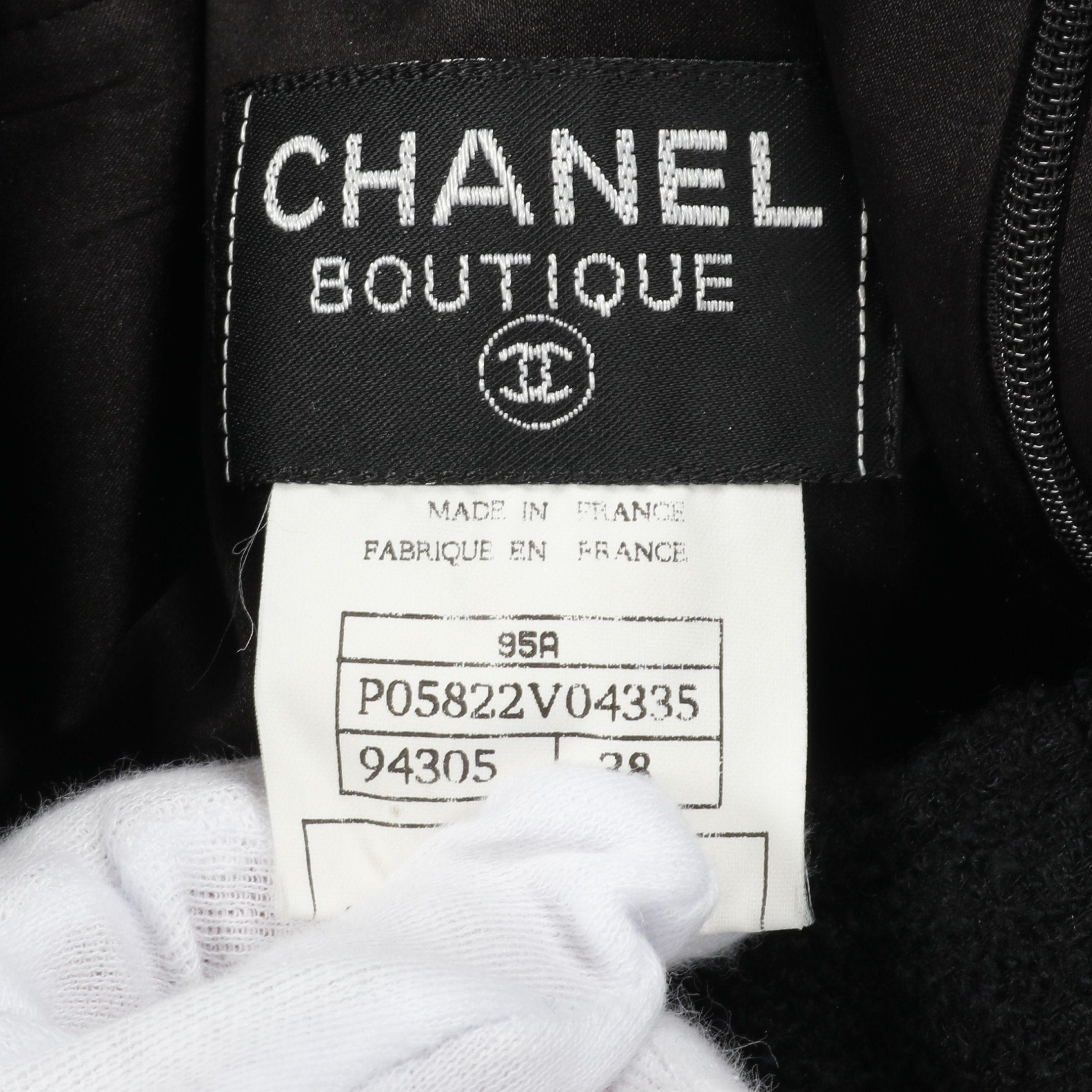 Chanel Chanel Cocomark Button One Piece Wool Black 95A Size ONE SIZE - 5 Thumbnail