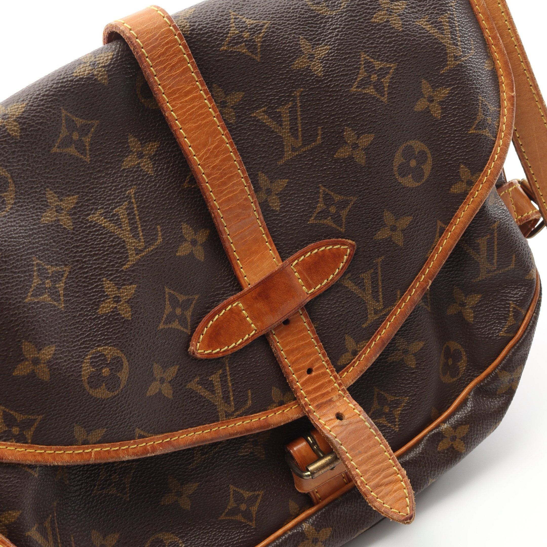 Louis Vuitton Louis Vuitton Saumur 30 Monogram Shoulder Bag Leather Brown Size ONE SIZE - 11 Thumbnail