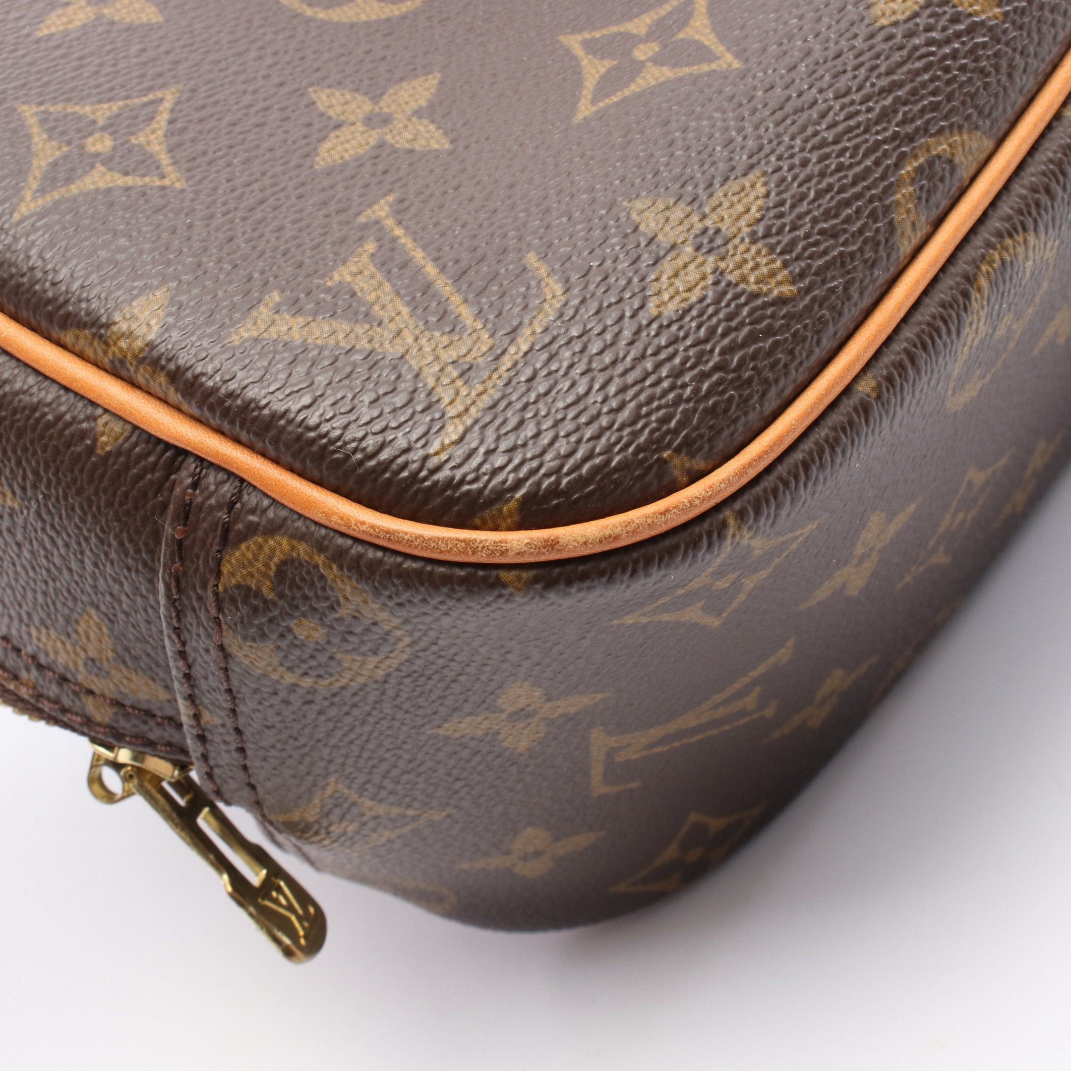 Louis Vuitton Louis Vuitton Trouville Monogram Handbag Leather Brown Size ONE SIZE - 10 Thumbnail