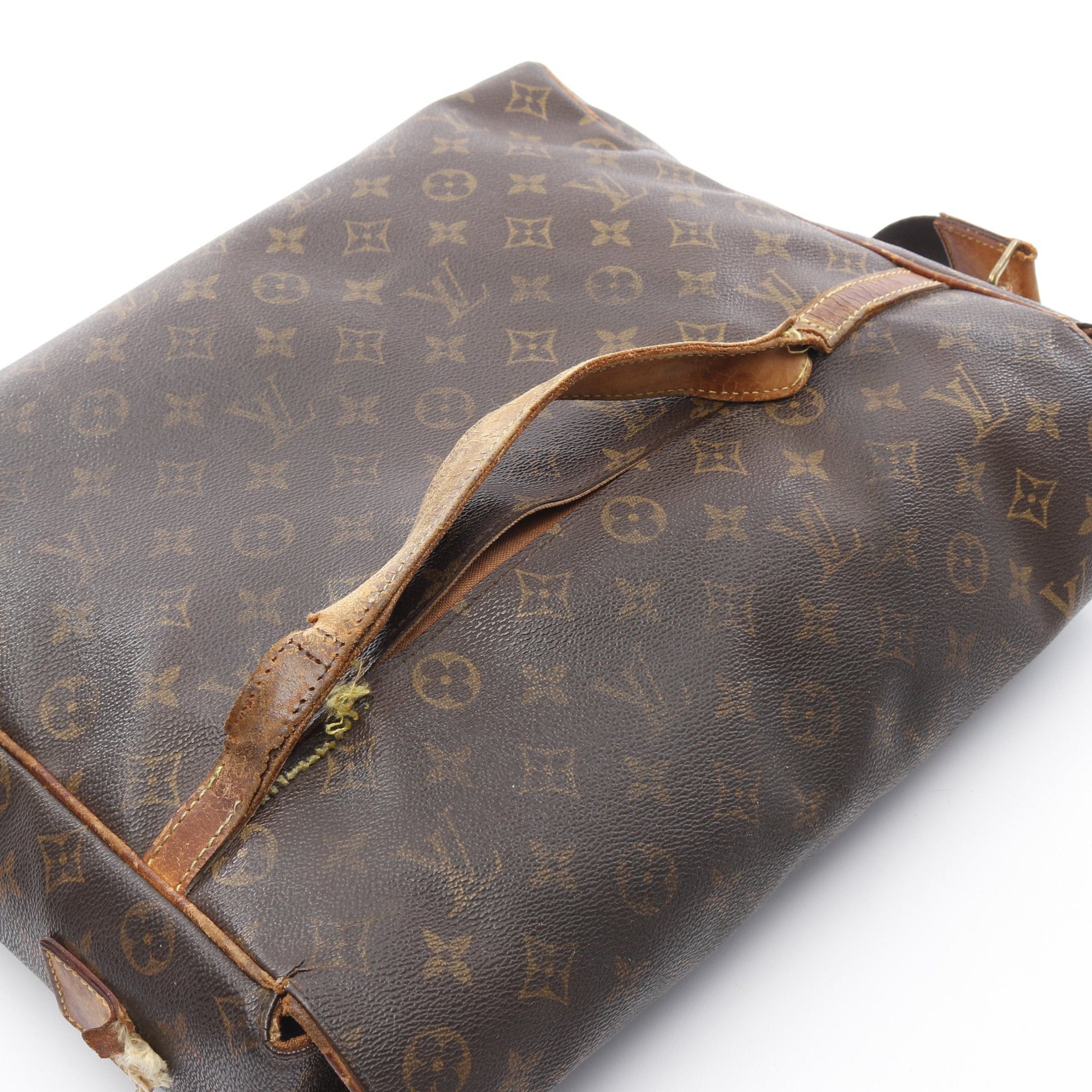 Louis Vuitton Louis Vuitton Aves Monogram Shoulder Bag Leather Brown Size ONE SIZE - 9 Thumbnail