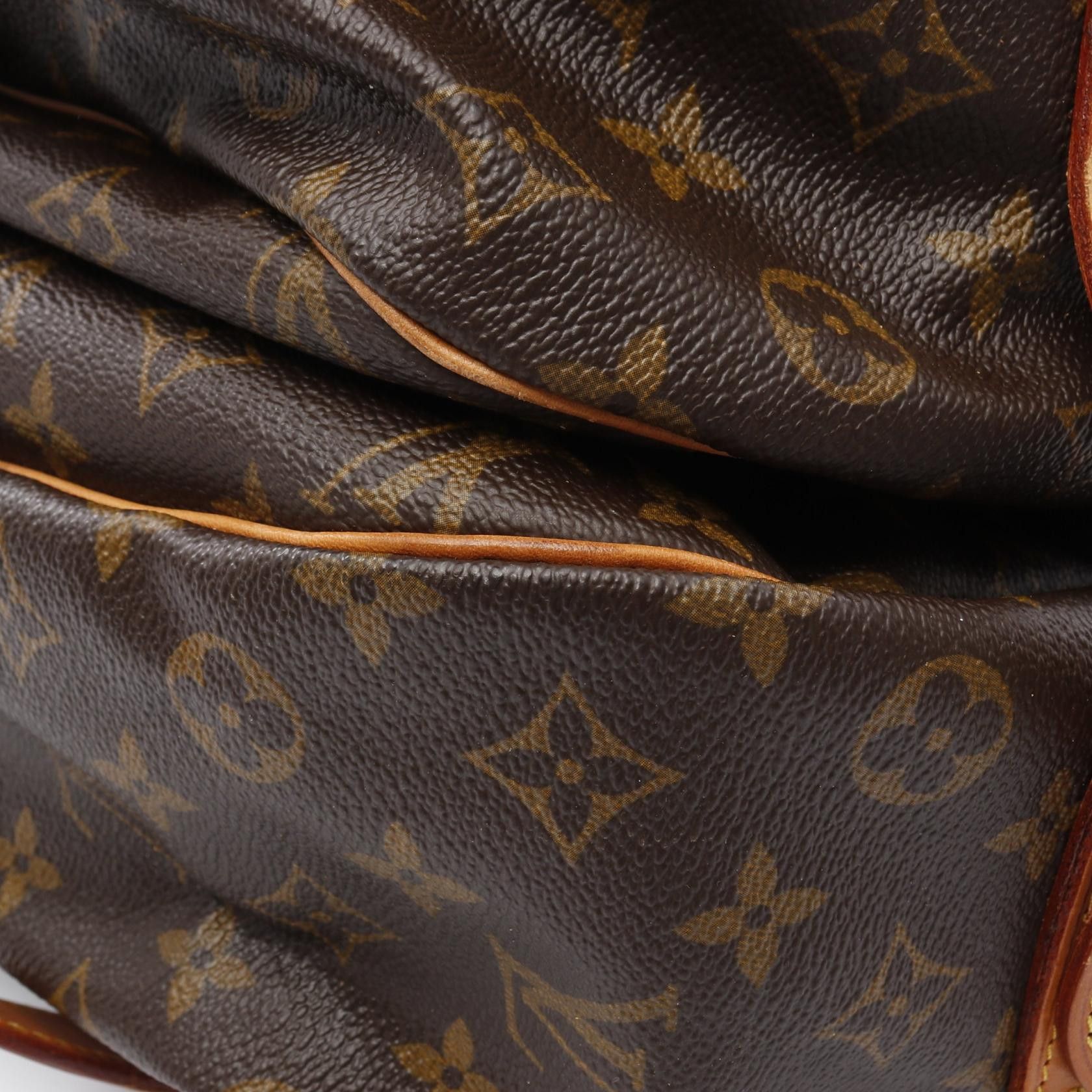 Louis Vuitton Louis Vuitton Saumur 43 Monogram Shoulder Bag Leather Brown Size ONE SIZE - 7 Thumbnail