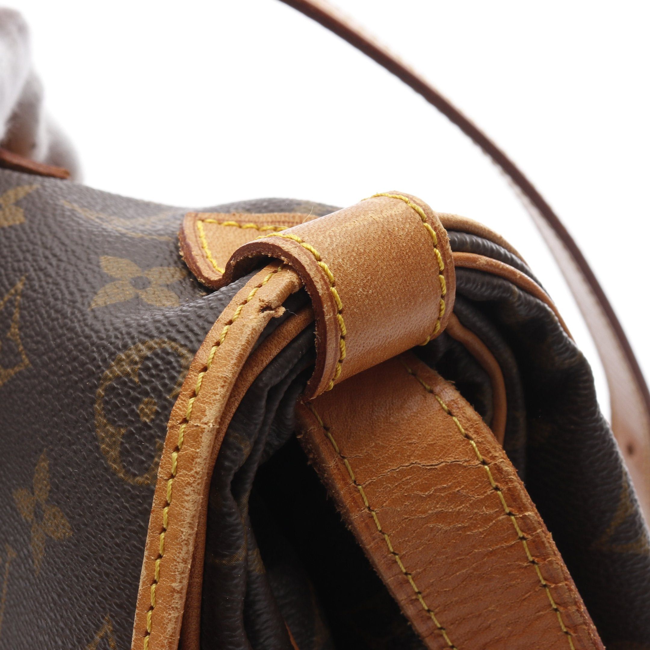 Louis Vuitton Louis Vuitton Saumur 43 Monogram Shoulder Bag Leather Brown Size ONE SIZE - 12 Thumbnail
