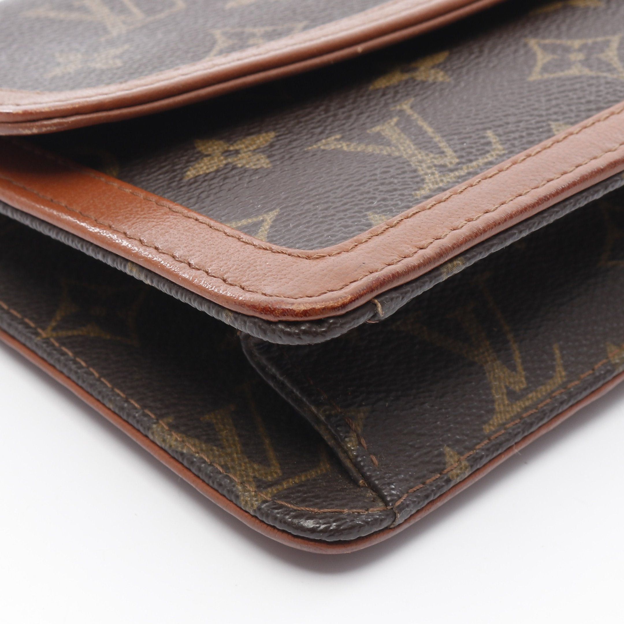 Louis Vuitton Louis Vuitton Pochette Dam Pm Monogram Clutch Bag Second Leather Brown Size ONE SIZE - 6 Thumbnail