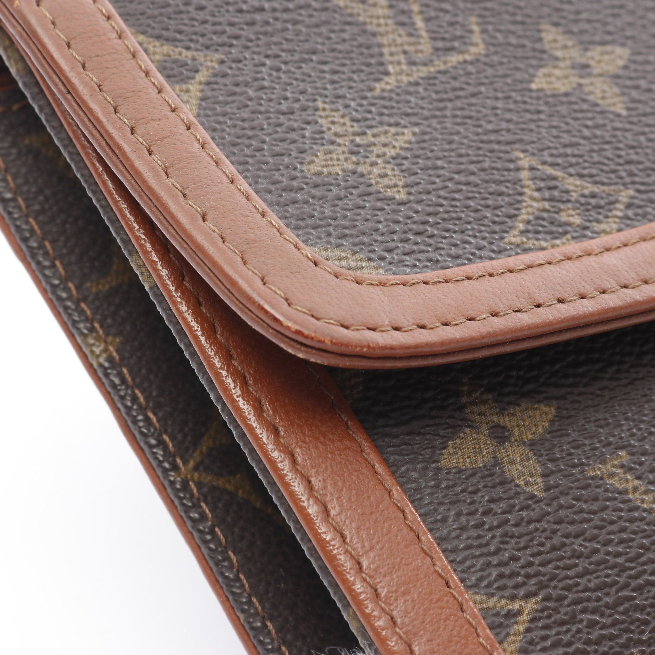 Louis Vuitton Louis Vuitton Pochette Dam Pm Monogram Clutch Bag Second Leather Brown Size ONE SIZE - 9 Thumbnail