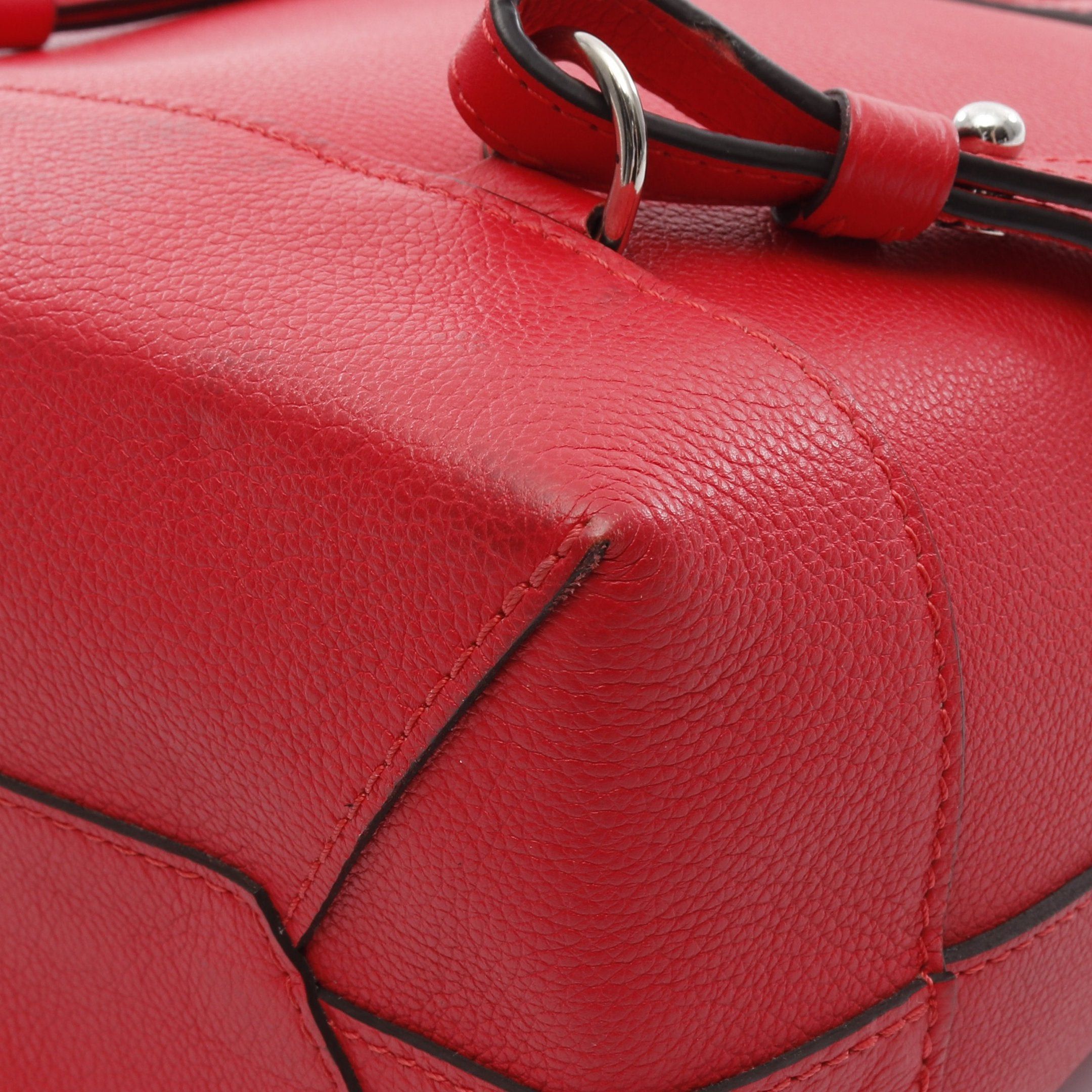 Louis Vuitton Louis Vuitton Rock Me Backpack Ruby Rucksack Taurillon Leather Red Size ONE SIZE - 7 Thumbnail