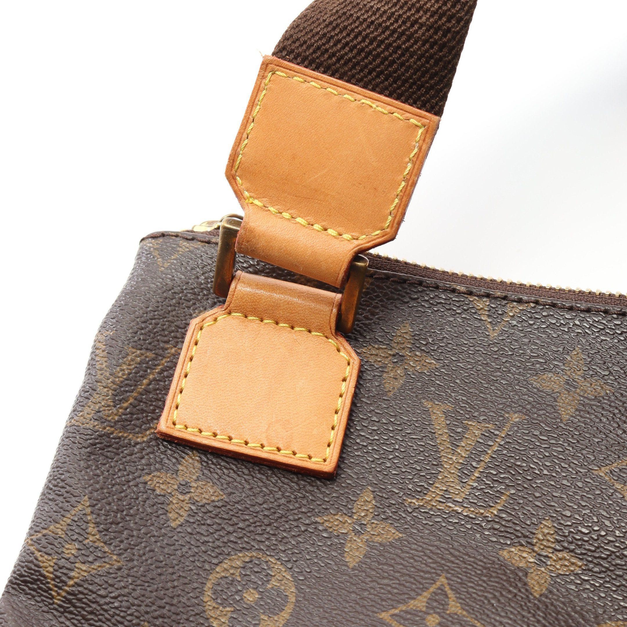 Louis Vuitton Louis Vuitton Pochette Bosphore Monogram Shoulder Bag Leather Brown Size ONE SIZE - 9 Thumbnail