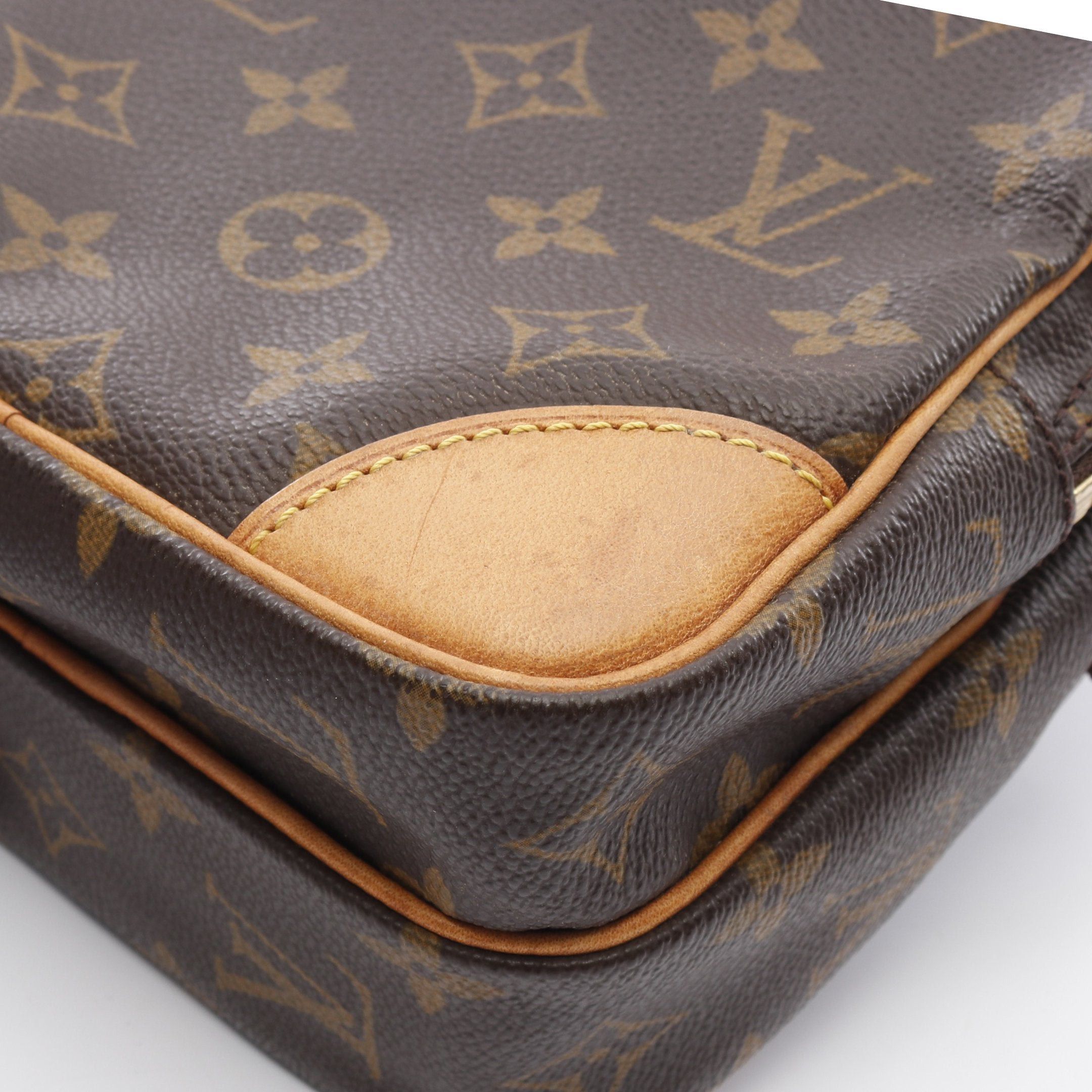 Louis Vuitton Louis Vuitton Amazon Monogram Shoulder Bag Leather Brown Size ONE SIZE - 7 Thumbnail
